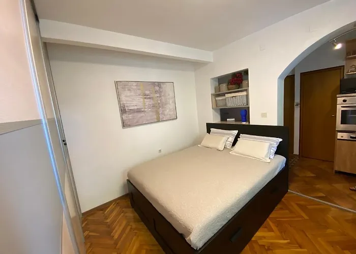 Apartman Ena, Strict Center, Sea View Abbázia