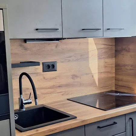 Ena, Strict Center, Sea View Апартаменти *