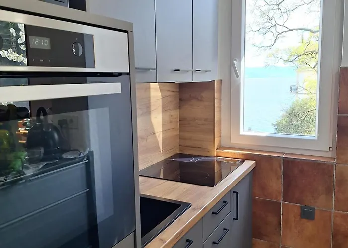 Ena, Strict Center, Sea View Apartamento *